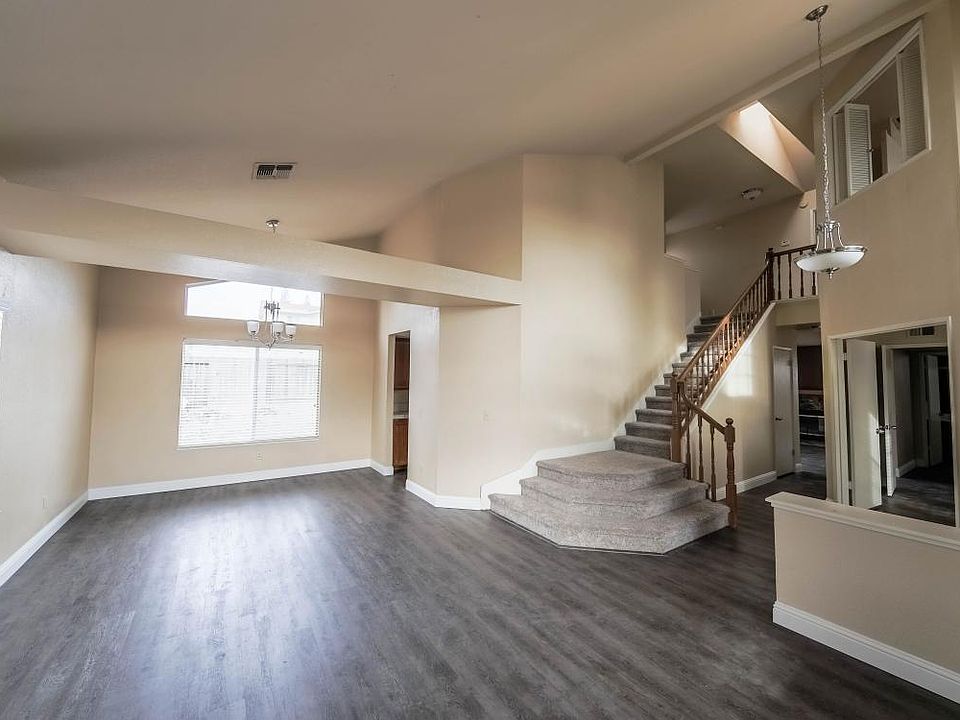 Entry room