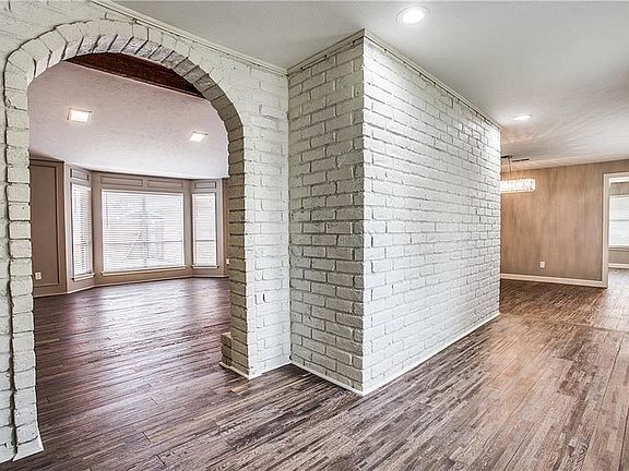 3rd image of 3421 Jomar Dr