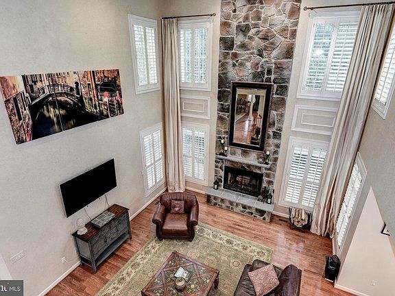 5th image of 3709 Purks Ct