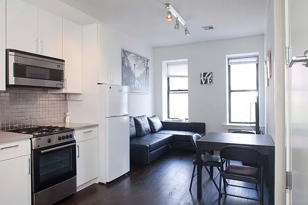 Rented by Luxury Property Group | media 2