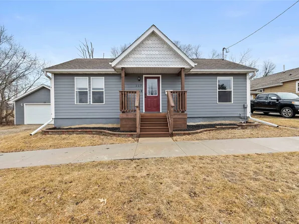 117 N Water St, Madrid, IA 50156