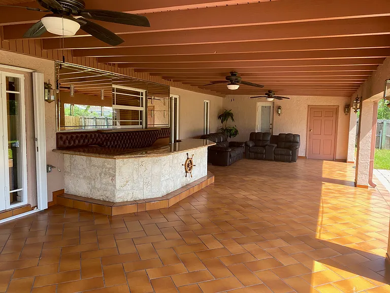 1907 SW 131 Place Ct — Photo 7