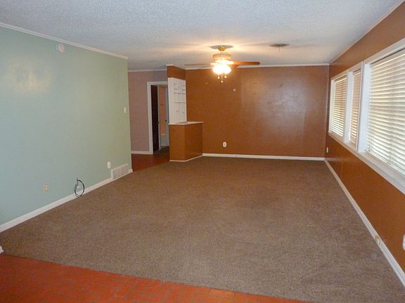 4th image of 2204 N 44th St