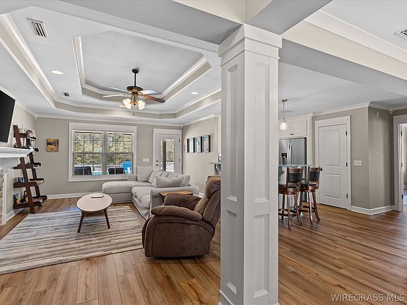 3rd image of 701 Homestead Way