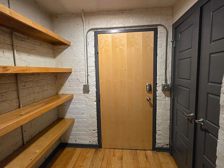 The Cameron Lofts — Photo 5
