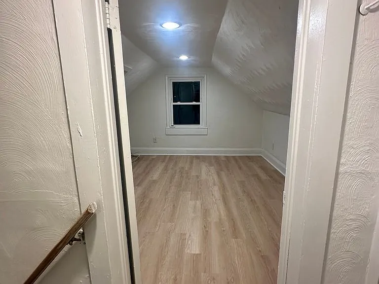 35 Fairview Cir S — Photo 18