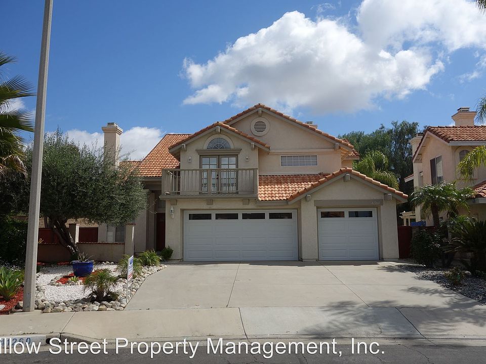 1st image of 41260 Magnolia St