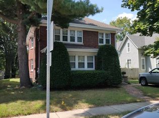 209 Washington St #2, Rockford, IL 61104