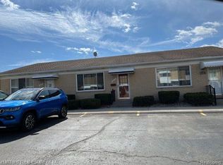 50072 Helfer Blvd #50072, Wixom, MI 48393