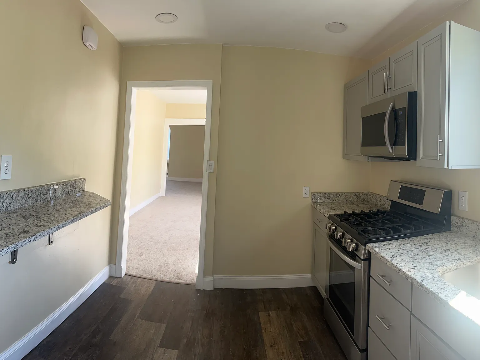 927 Jancey Street — Photo 4