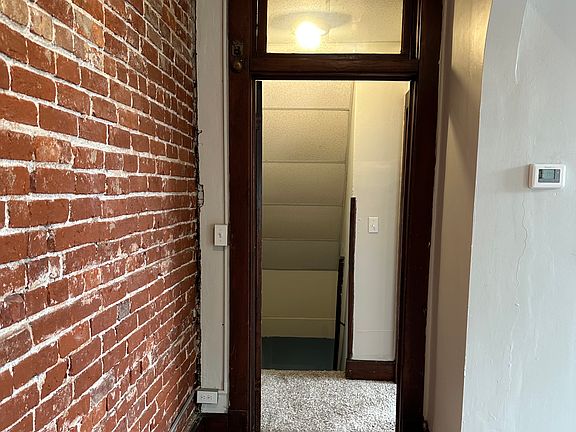 3rd image of 927 Harmony Way #C