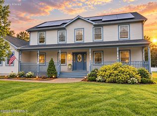 8 West Ave, Old Bridge, NJ 08857