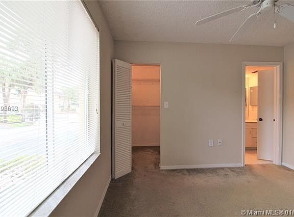 2nd image of 18101 Glenmoor Dr #18101