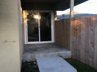 3366 W 116th St #B, Inglewood, CA 90303