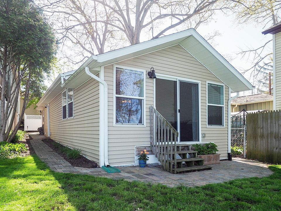 1610 Metsa Court-101
