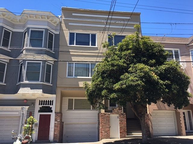 1st image of 2425 Larkin St APT 3
