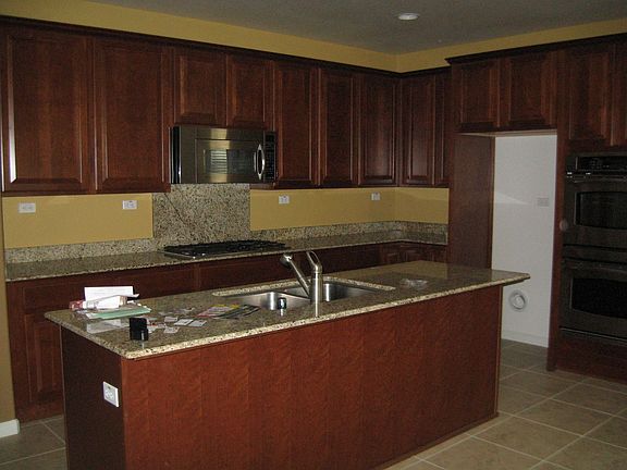4th image of 1193 Tavistock Ln