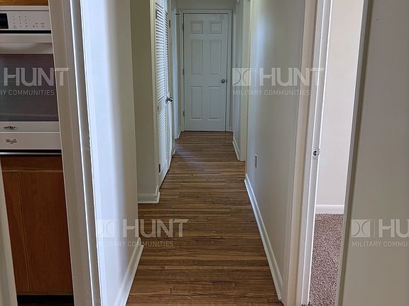 4th image of 225 Fox Glove St