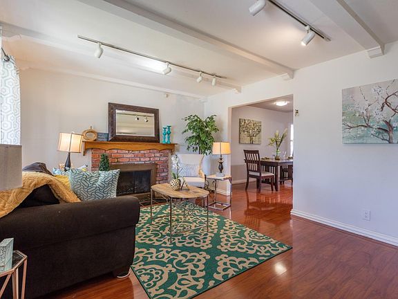 4th image of 2217 Orlando Dr