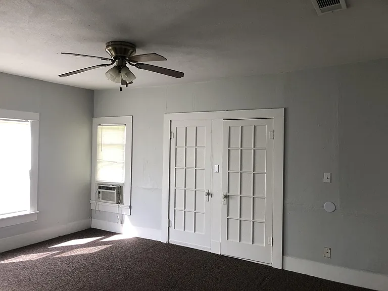 1211 Monroe St — Photo 10