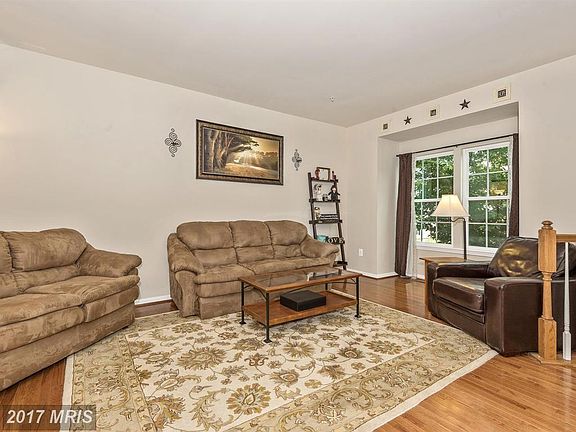 5th image of 2070 Spring Run Cir