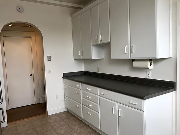 4th image of 1296 23rd Ave