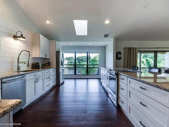 5th image of 7813 Pine Marsh Ct