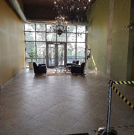 4th image of 600 E Admiral Blvd Unit 107