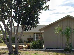 1810 69th St W, Bradenton, FL 34209