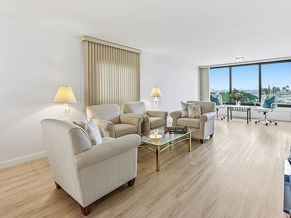3rd image of 1600 Ala Moana Blvd APT 500