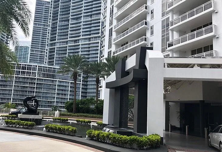 Building Photo - 901 Brickell Key Blvd #3307