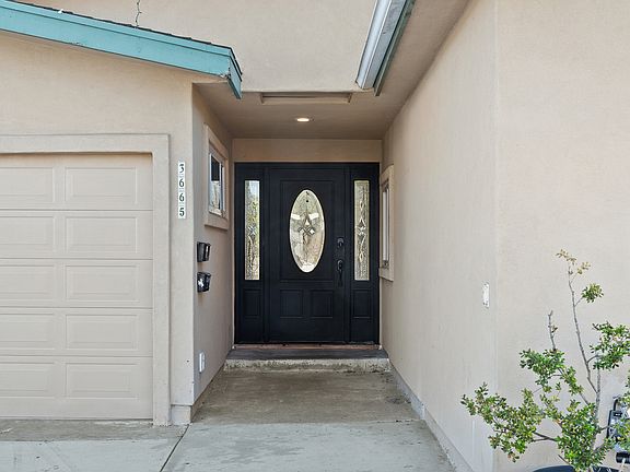 2nd image of 3665 Argonne St
