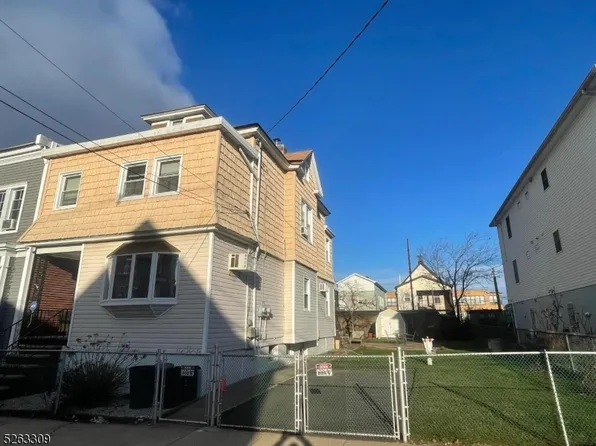 229-231 High St, Elizabeth City, NJ 07202