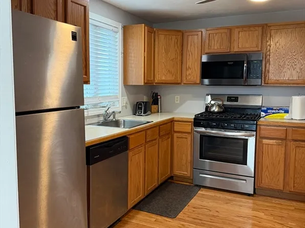 25 Ridlon Rd, Hyde Park, MA 02136