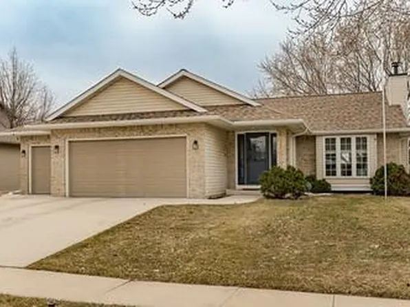 1308 38th St SW, Rochester, MN 55902