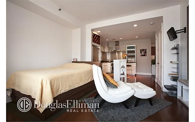 Rented by Douglas Elliman | media 13