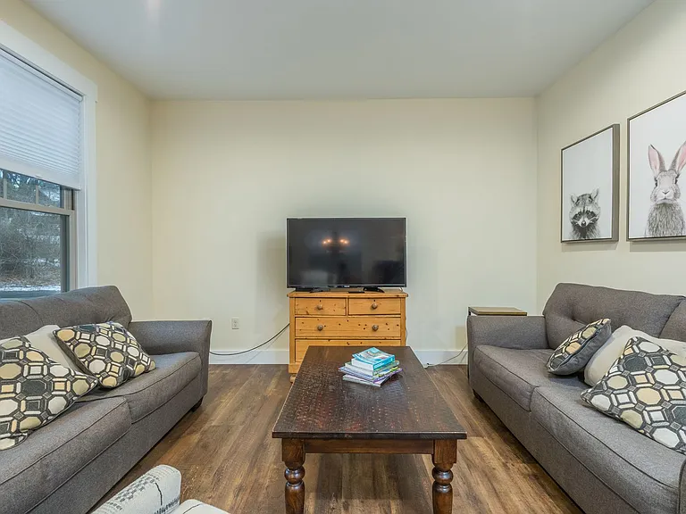 66 Terry Estate Dr — Photo 27