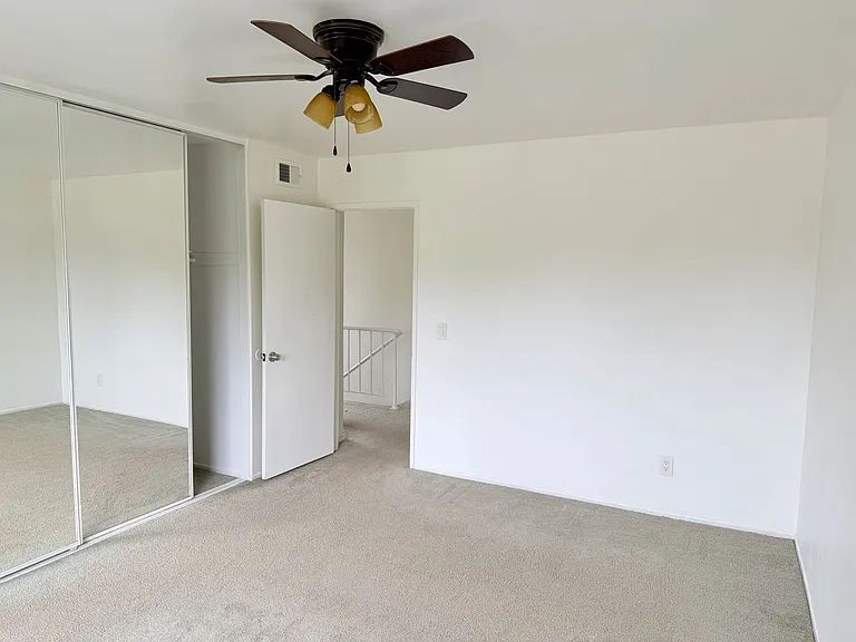 771 Iverson Point Way — Photo 10