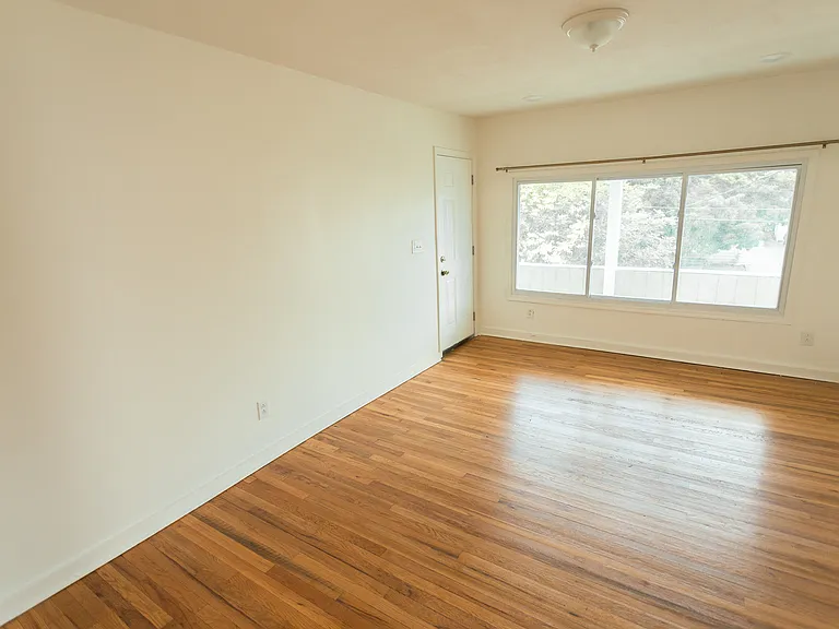 525 Winton St #2 — Photo 6