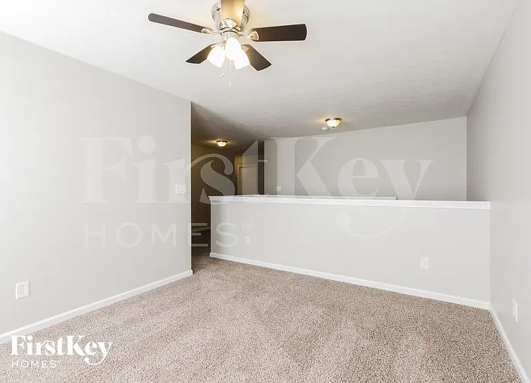 5273 Brandywine Dr — Photo 6