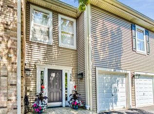 530 River Front Cir UNIT 607, Naperville, IL