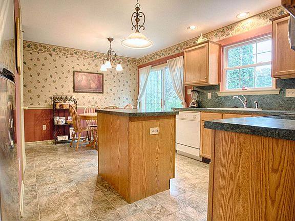 208HobsonMLS-4
