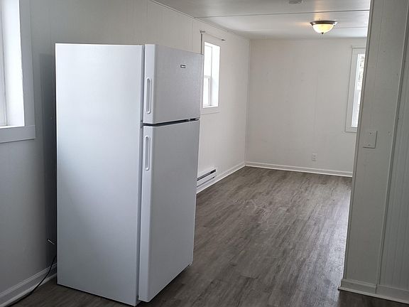4th image of 605 N Hayes Ave