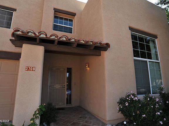 2nd image of 3708 N Camino Leamaria