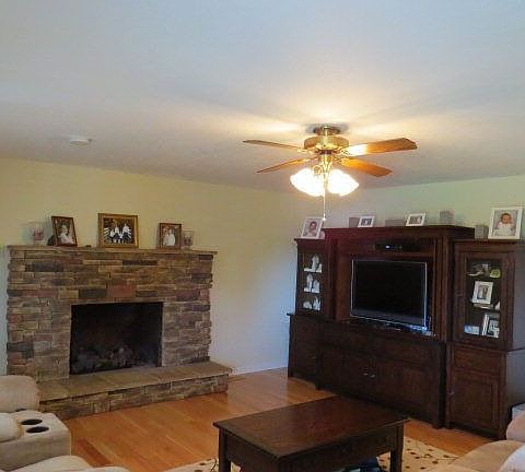 5th image of 17365 Ashley Hill Cir