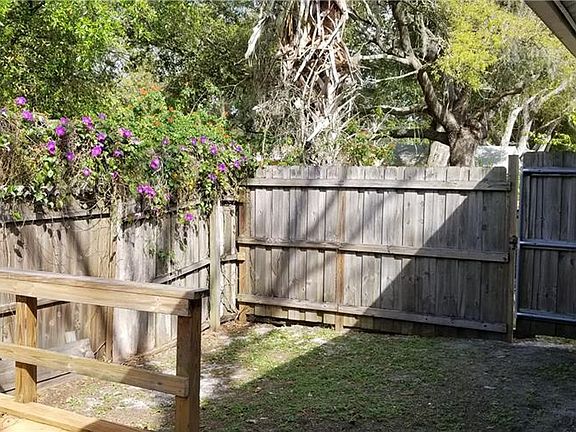 4th image of 2727 Oakmere Ln