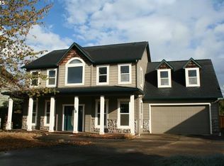 15 Daniel Dr, Eugene, OR 97404
