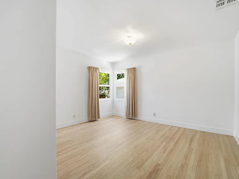 1007 Monterey Rd — Photo 26