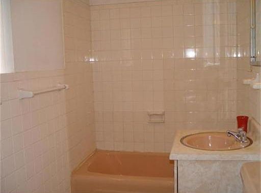 4th image of 2 Bayberry Dr APT 4