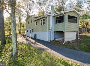 125 Tower Rd, New Ringgold, PA 17960
